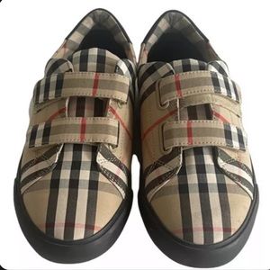 Burberry Unisex Kids Markham Check grip strap Sneakers Size 35/ US 3.5 scuffed.